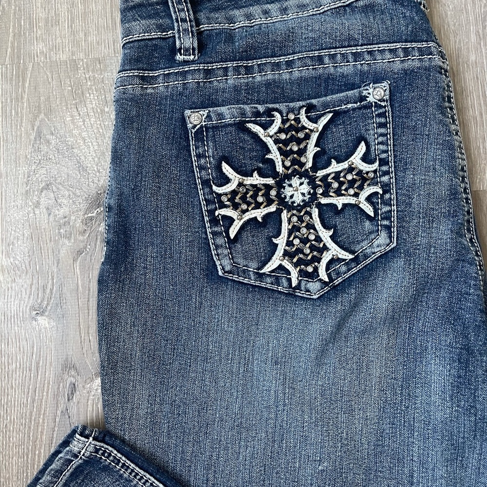 Love Indigo Premium Capri Jeans, Size 16